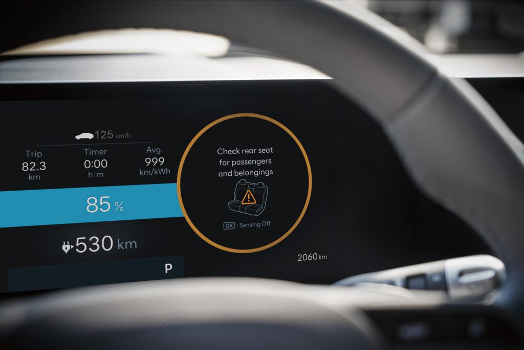 מערכת למניעת שכחת נוסע במושב האחורי (ROA)